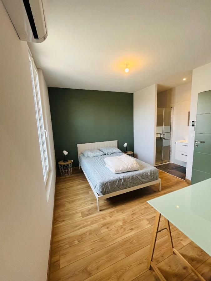 Chez Oma I 1 Appartement Independant Opi I 3 Chambres Privatives Avec Salle D Eau Et Salon Commun Cuisine Commune Wc Commun Patio Commun Авиньон Экстерьер фото